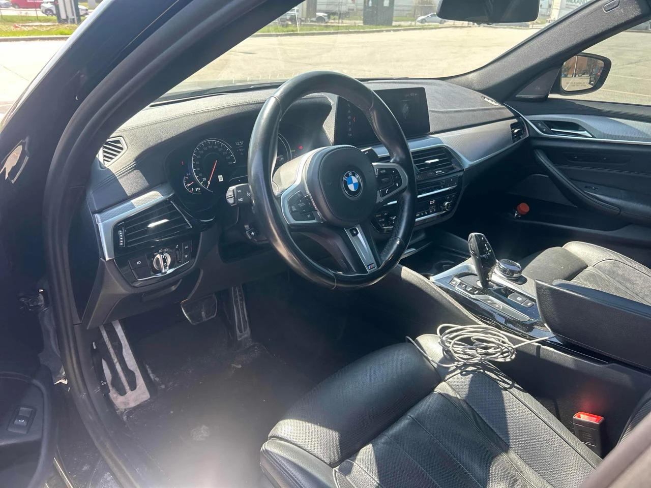 BMW 530 Масажи/Обдухване/360/Head-up/soft close/ , снимка 7 - Автомобили и джипове - 54475417