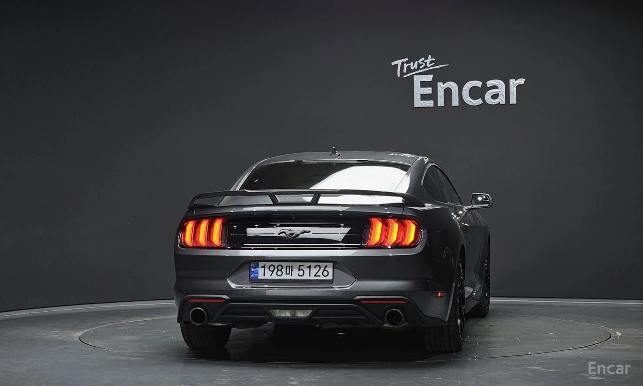 Ford Mustang ECOBOOST* DIGITAL DASH* ПОДГРЕВ* ОБДУХВАНЕ* КАМЕРА, снимка 3 - Автомобили и джипове - 54634656