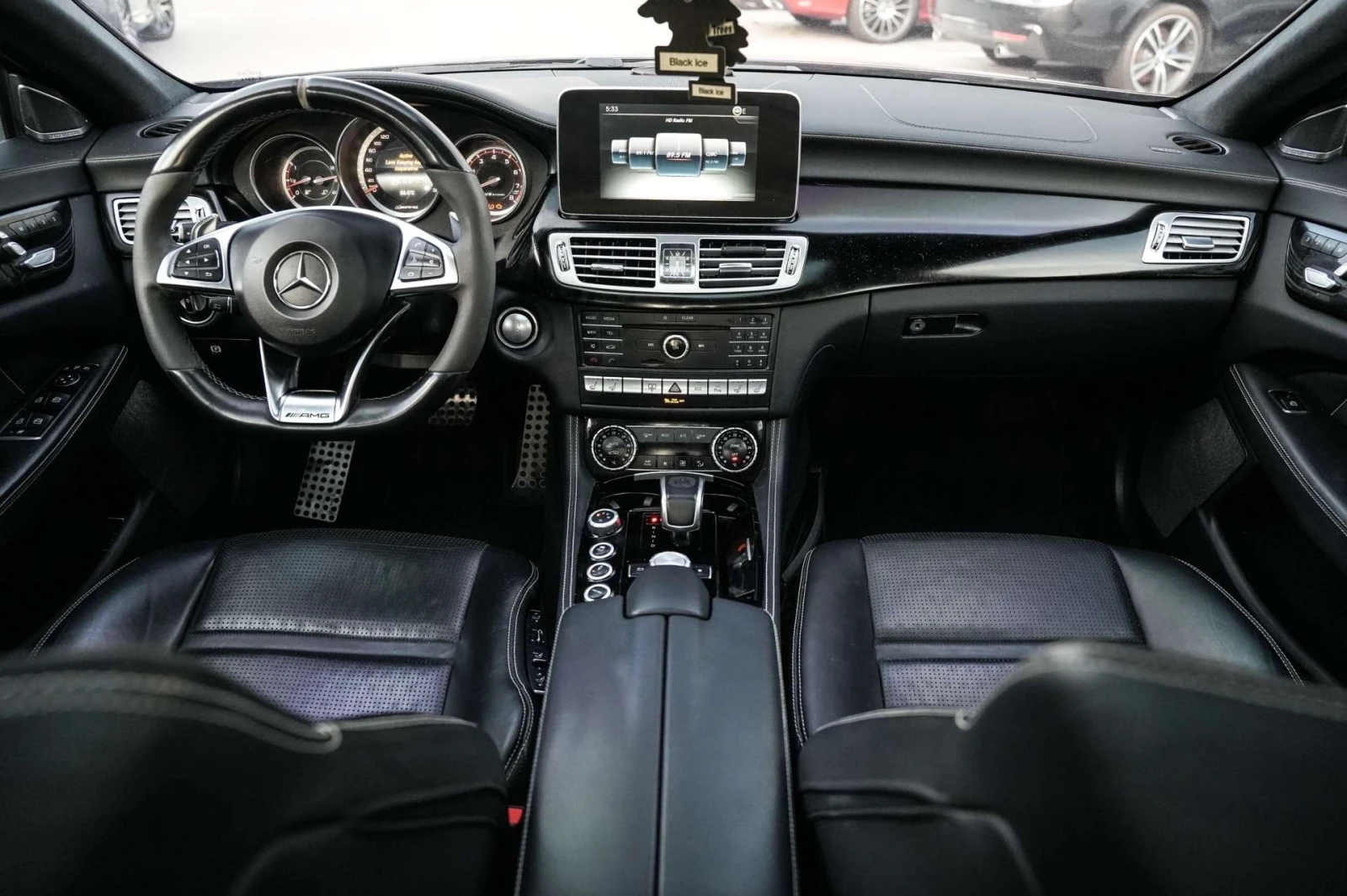 Mercedes-Benz CLS 63 AMG CLS63 AMG S / ПАНОРАМА / КОЖА / ЦЕНА ДО БГ, снимка 12 - Автомобили и джипове - 54900390