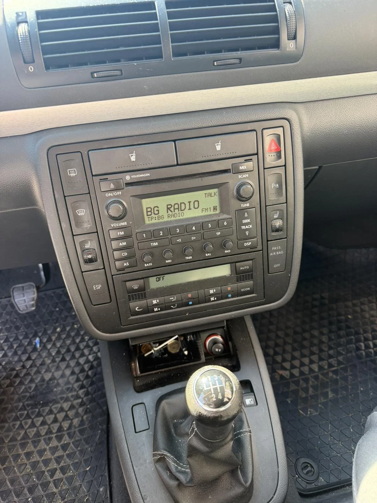 VW Sharan VW Sharan 1.8Т Бензин 7 местен, снимка 5 - Автомобили и джипове - 55187478