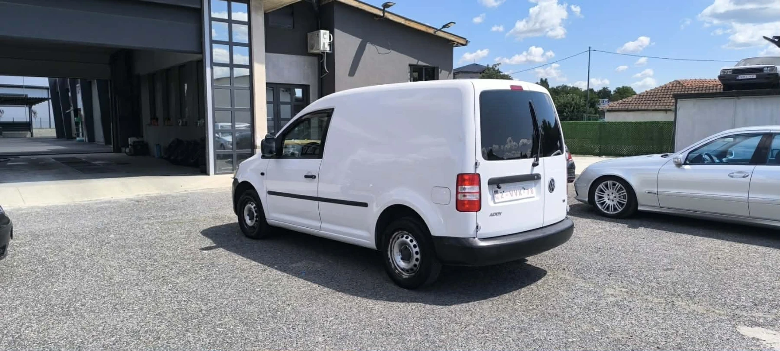 VW Caddy, снимка 7 - Автомобили и джипове - 55477359