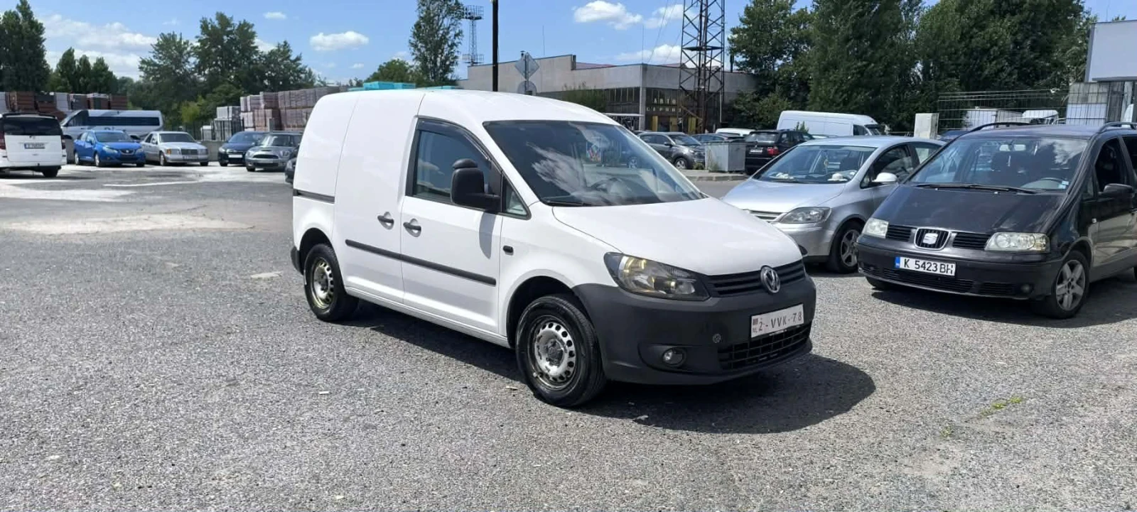 VW Caddy, снимка 3 - Автомобили и джипове - 55477359