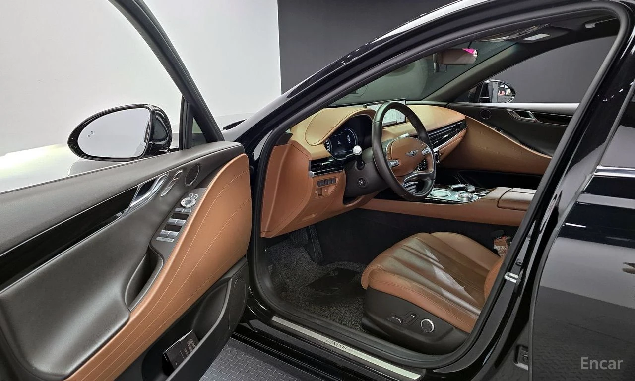 Genesis G80 2.5T AWD* DISTRONIC* ПОДГРЕВ* ОБДУХВАНЕ* КАМЕРА* , снимка 6 - Автомобили и джипове - 55691173