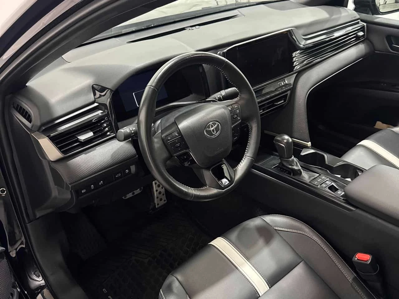 Toyota Camry * SE * CARFAX * ОПЦИЯ ЗА ФИНАНСИРАНЕ, снимка 5 - Автомобили и джипове - 55754342