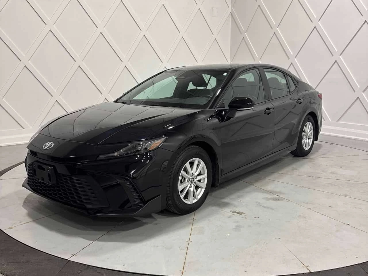 Toyota Camry * SE * CARFAX * ОПЦИЯ ЗА ФИНАНСИРАНЕ