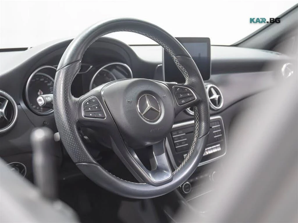 Mercedes-Benz CLA * AMG Line * 4MATIC *  AвтоКредит * (ЦЕНА ДО БГ), снимка 9 - Автомобили и джипове - 55847409