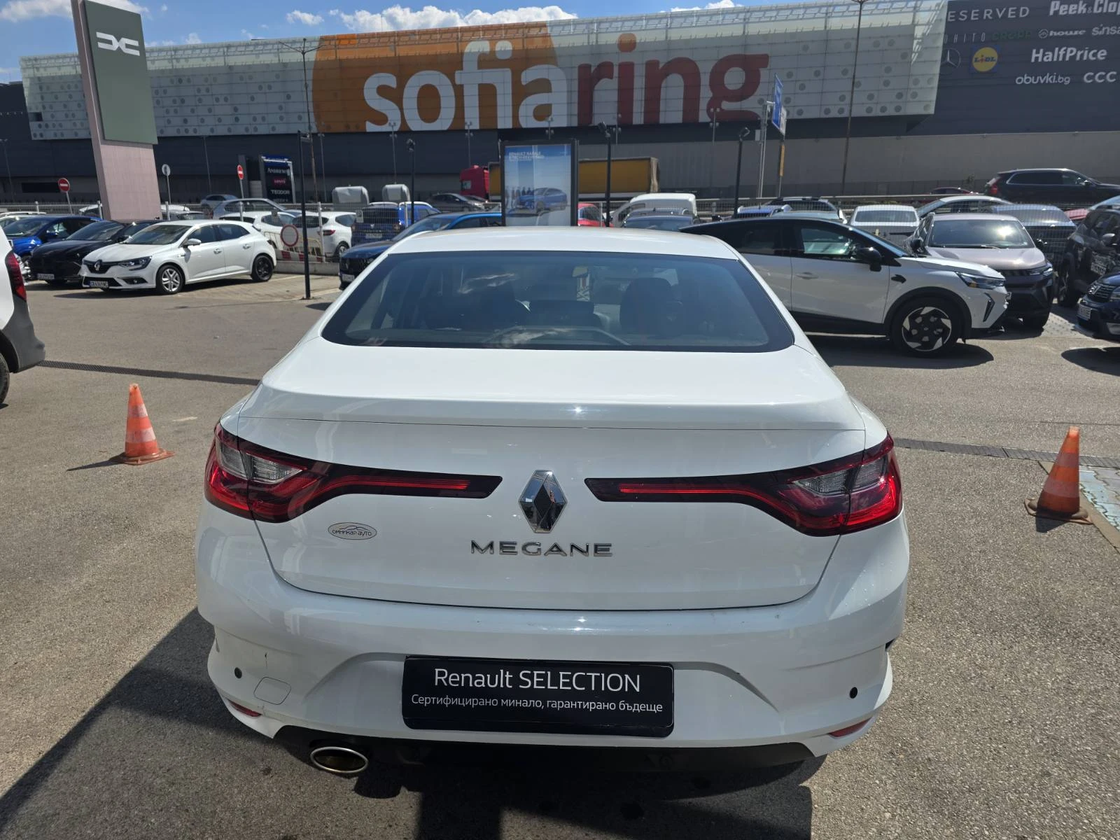 Renault Megane 1.3 TCe 140 EDC, снимка 6 - Автомобили и джипове - 55931680