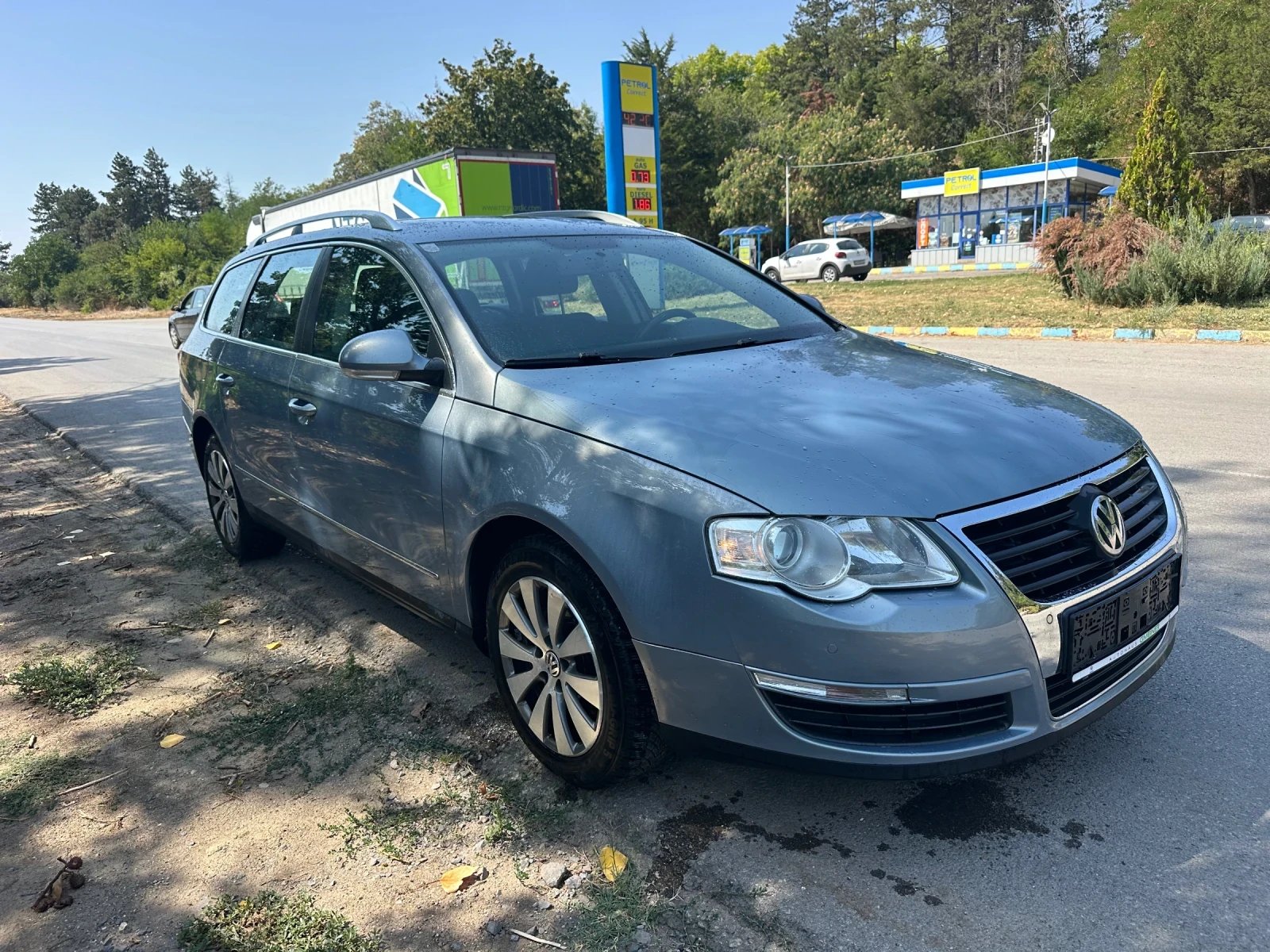 VW Passat 2.0 110 кс , снимка 2 - Автомобили и джипове - 56064184