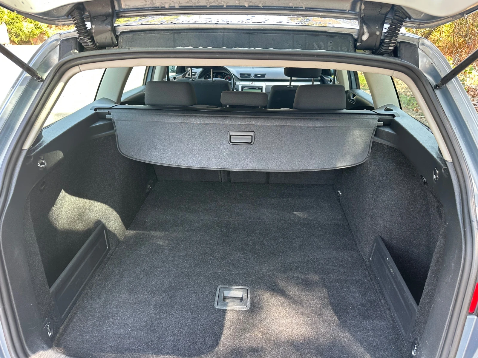 VW Passat 2.0 110 кс , снимка 9 - Автомобили и джипове - 56064184