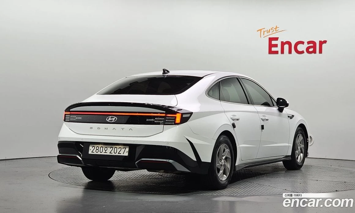 Hyundai Sonata 2.0 LPG Business, снимка 2 - Автомобили и джипове - 56155491