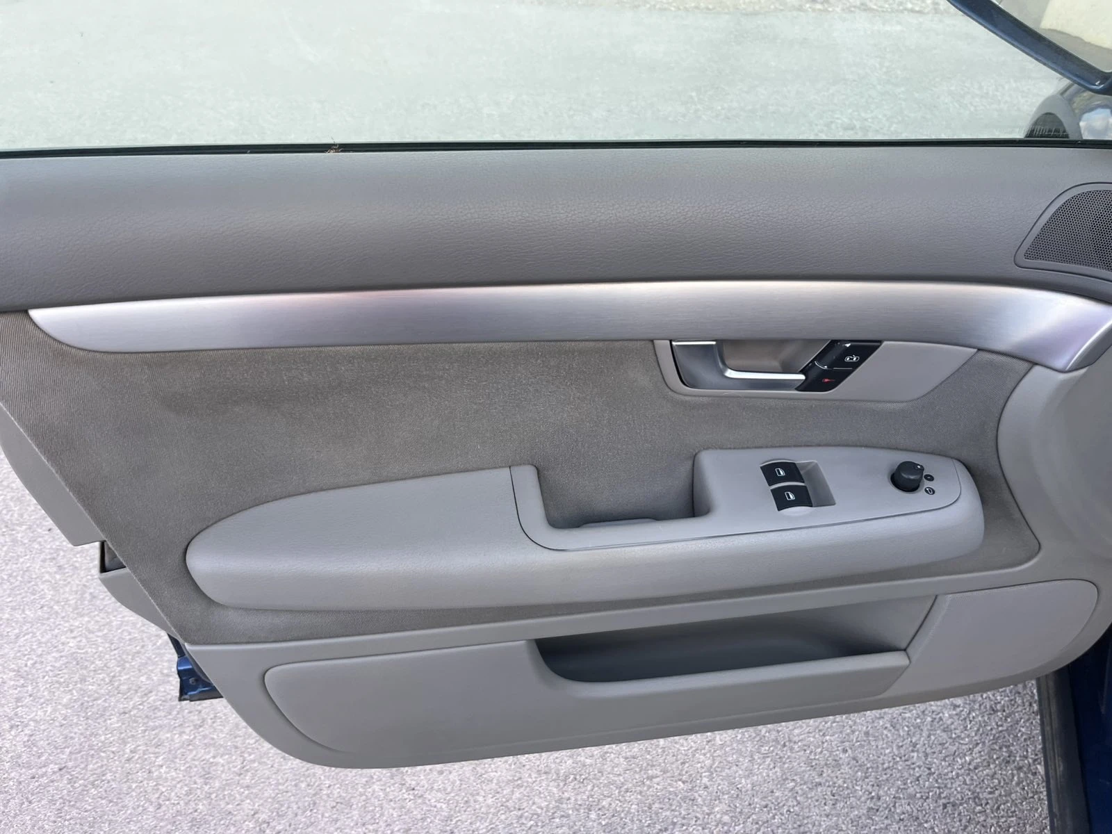 Audi A4 2.0TDI 140кс QUATTRO 6 СКОРОСТИ NAVI КЛИМАТРОНИК , снимка 6 - Автомобили и джипове - 56260972
