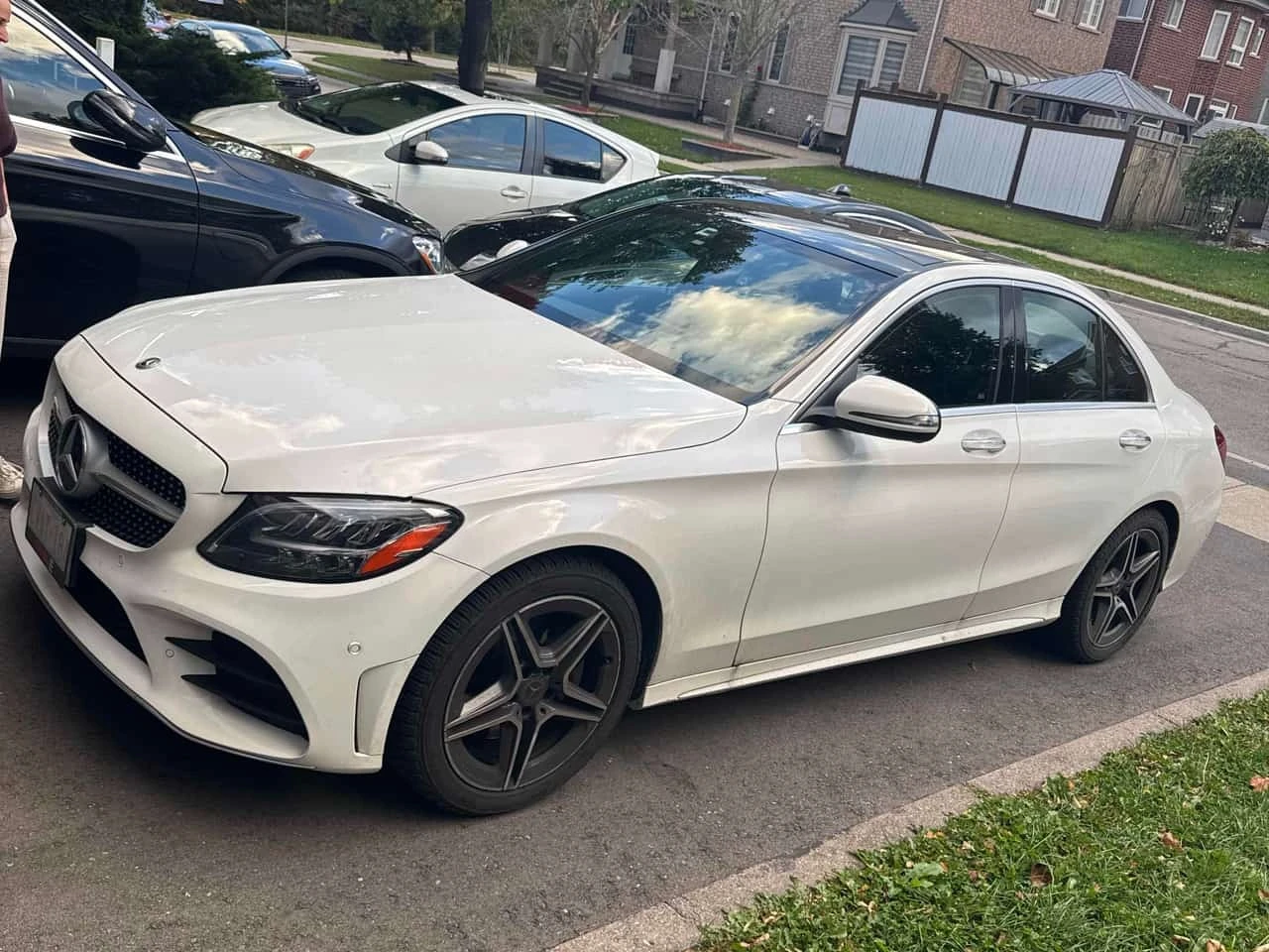 Mercedes-Benz C 300 * CARFAX * , снимка 2 - Автомобили и джипове - 56355175