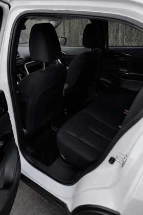 Mitsubishi Eclipse Cross 4X4, снимка 9