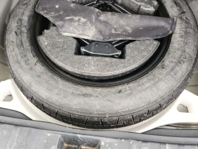 Toyota Rav4 HYBRID LE| ПОДГРЕВИ| 2 КЛЮЧА| CARFAX , снимка 14