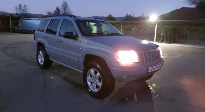 Jeep Grand cherokee Overland, снимка 12 - Автомобили и джипове - 47994352