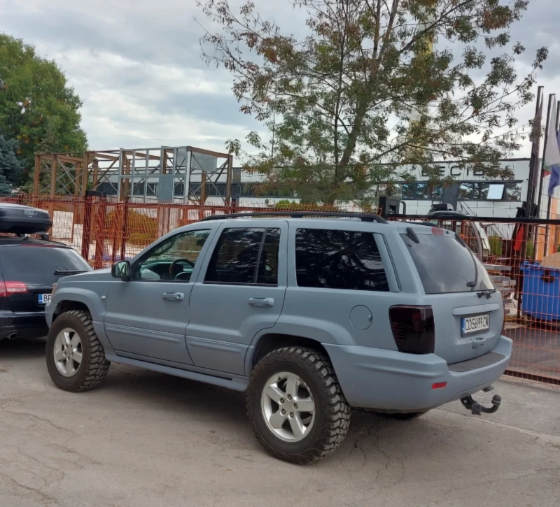 Jeep Grand cherokee Overland, снимка 9 - Автомобили и джипове - 47994352