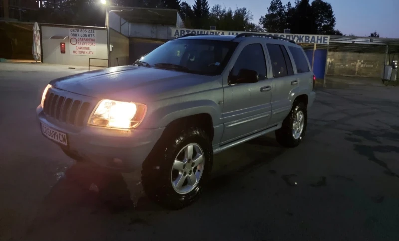 Jeep Grand cherokee Overland, снимка 13 - Автомобили и джипове - 47994352