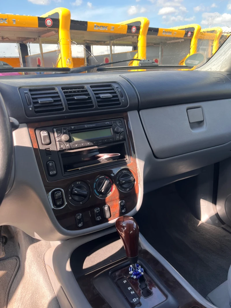 Mercedes-Benz ML 430 С газ, снимка 10 - Автомобили и джипове - 51967144