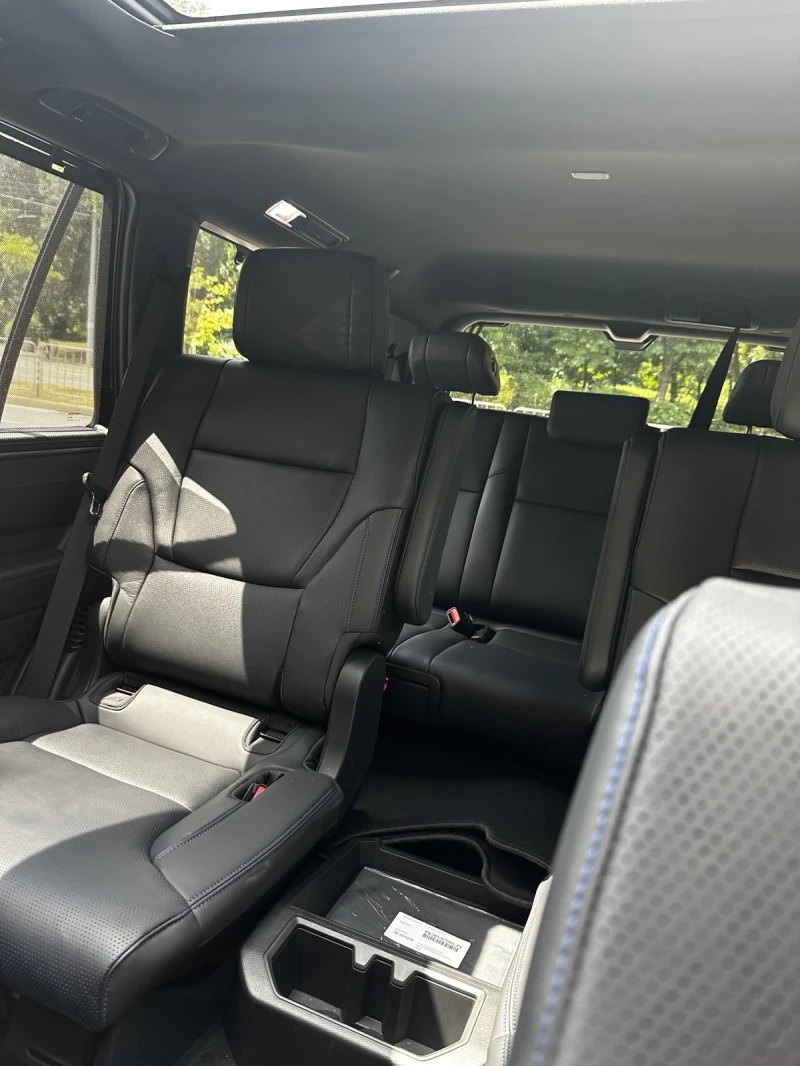 Toyota Sequoia Platinum, снимка 9 - Автомобили и джипове - 53238520