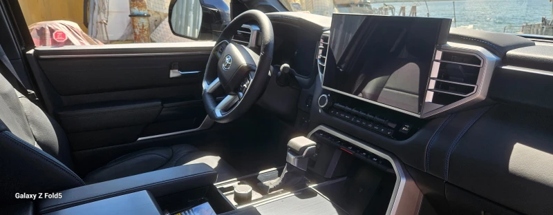 Toyota Sequoia Platinum, снимка 13 - Автомобили и джипове - 53238520