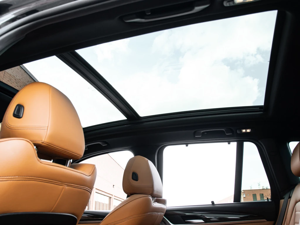 BMW X3 30i xDrive / M-Sport / PANO / HUD | Mobile.bg   15