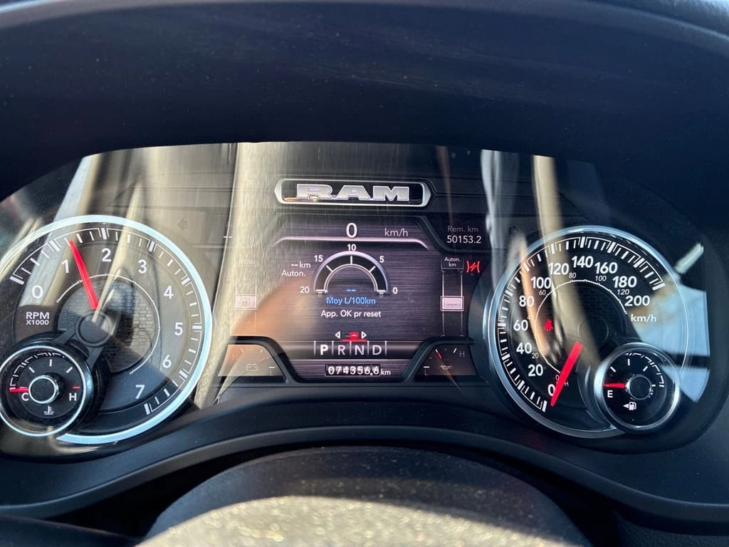 Dodge RAM 1500 * Big Horn * CARFAX * БЕЗ ПЪРВОНАЧАЛНА ВНОСКА - изображение 8