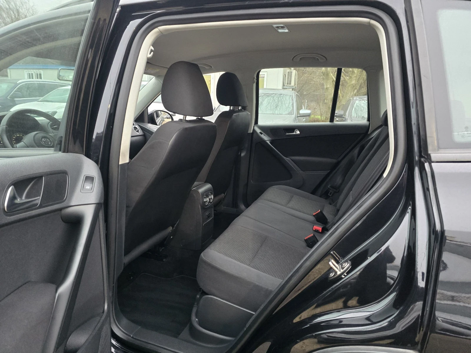 VW Tiguan 1.4TSI 124�.� 6 �������� | Mobile.bg � ����������� 11