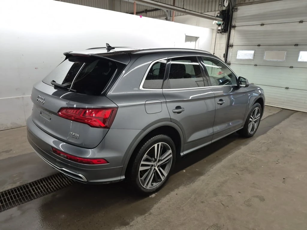 Audi Q5 * PROGRESSIV * CARFAX * ЦЕНА ДО БГ - изображение 4