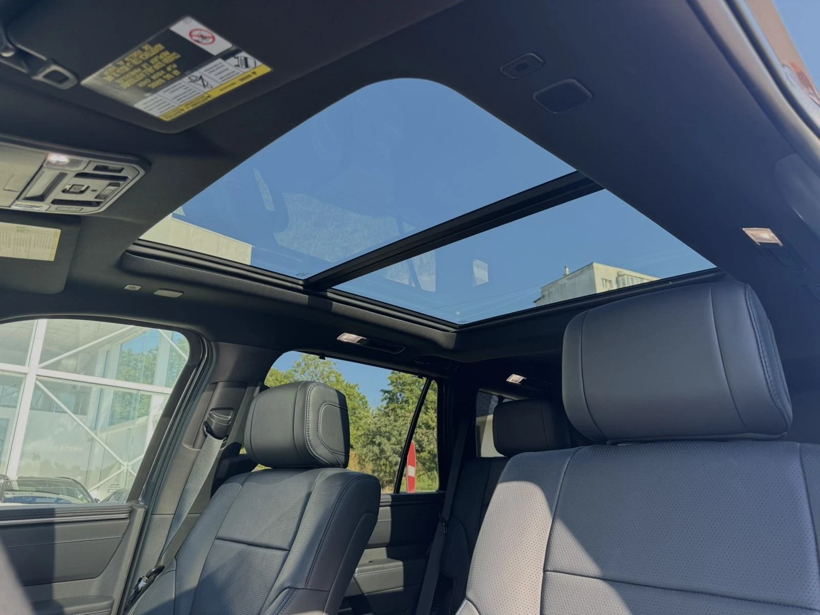 Toyota Sequoia Platinum - изображение 5