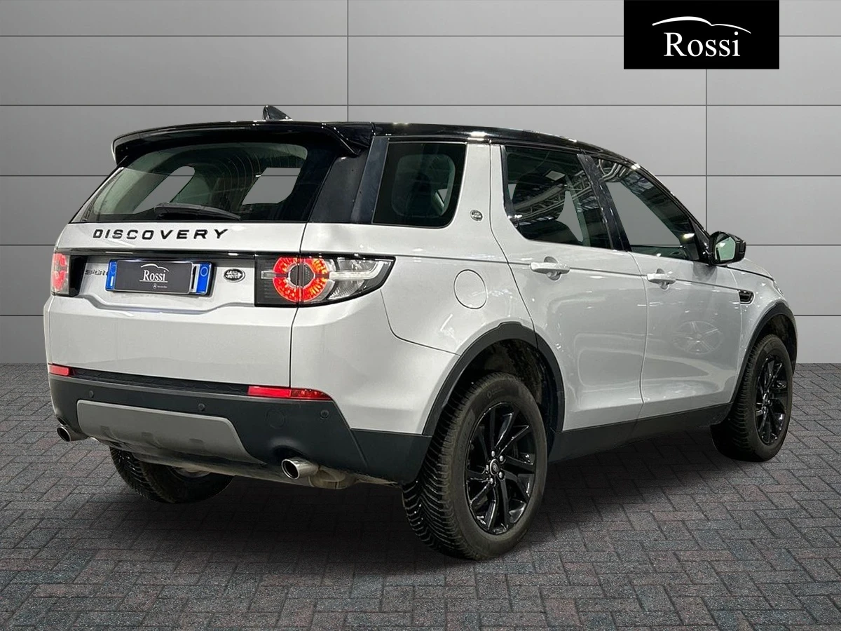 Land Rover Discovery Sport 2.0Td4/4x4/Camera/Navi/ОЧАКВАН ВНОС - изображение 5