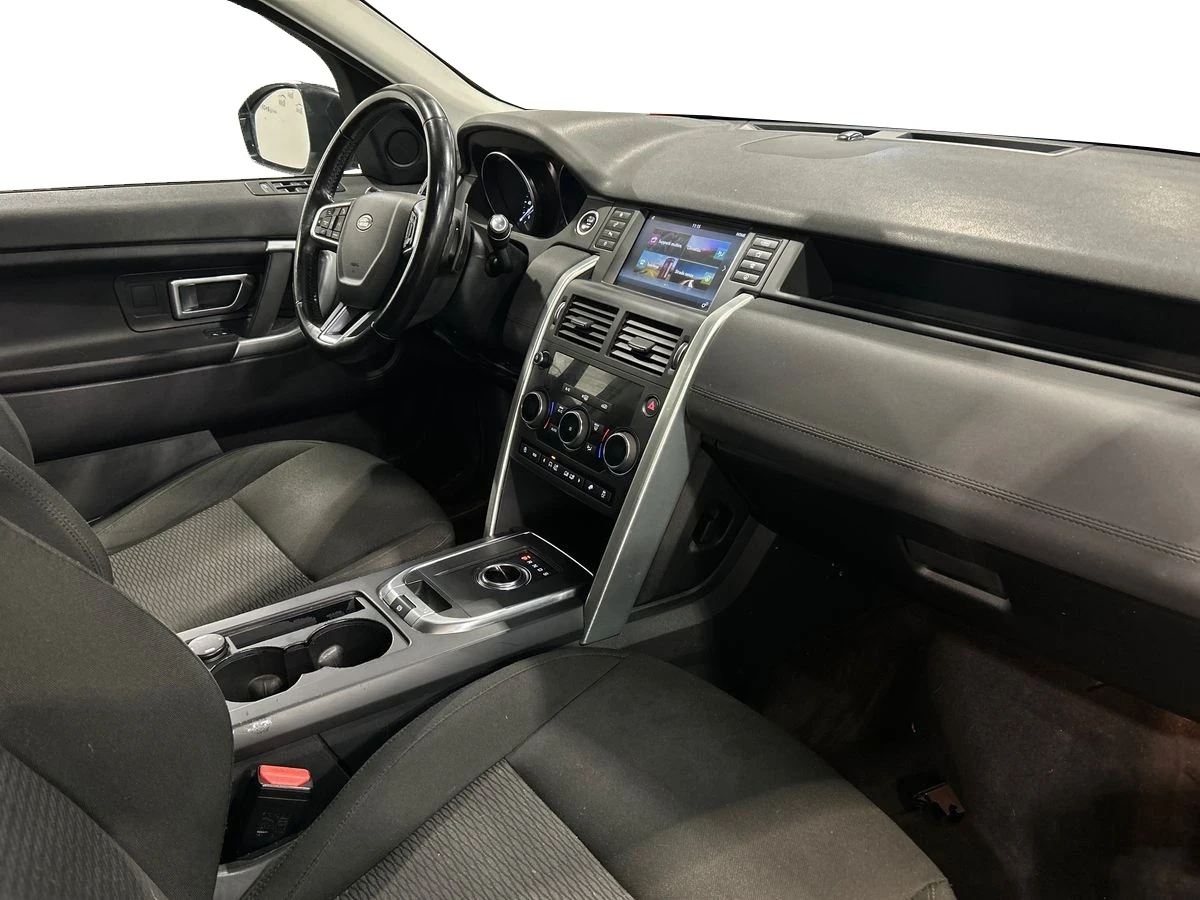 Land Rover Discovery Sport 2.0Td4/4x4/Camera/Navi/ОЧАКВАН ВНОС - изображение 8