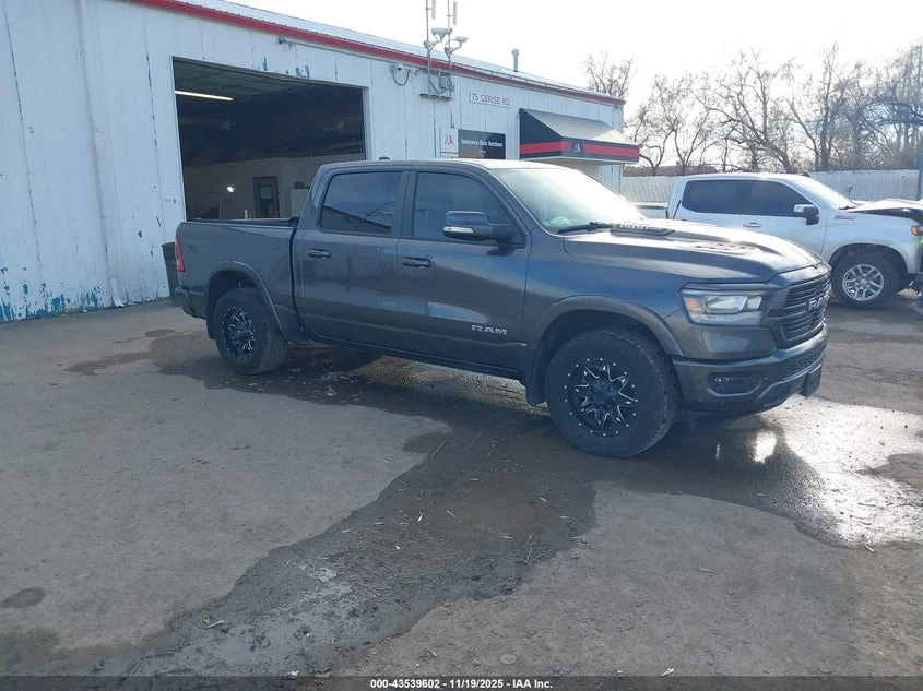 Dodge RAM 1500 5.7l Laramie 4X4 5'7 Box