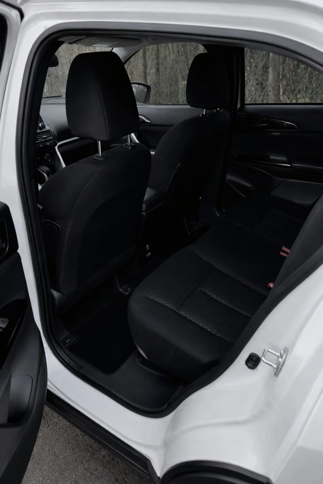 Mitsubishi Eclipse Cross 4X4, снимка 9 - Автомобили и джипове - 53777858