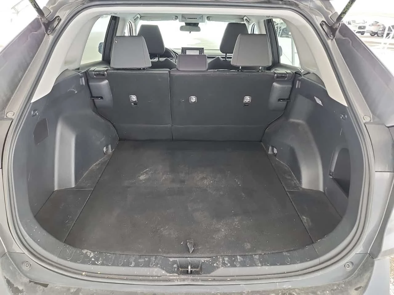 Toyota Rav4 HYBRID LE| ПОДГРЕВИ| 2 КЛЮЧА| CARFAX , снимка 13 - Автомобили и джипове - 53964208