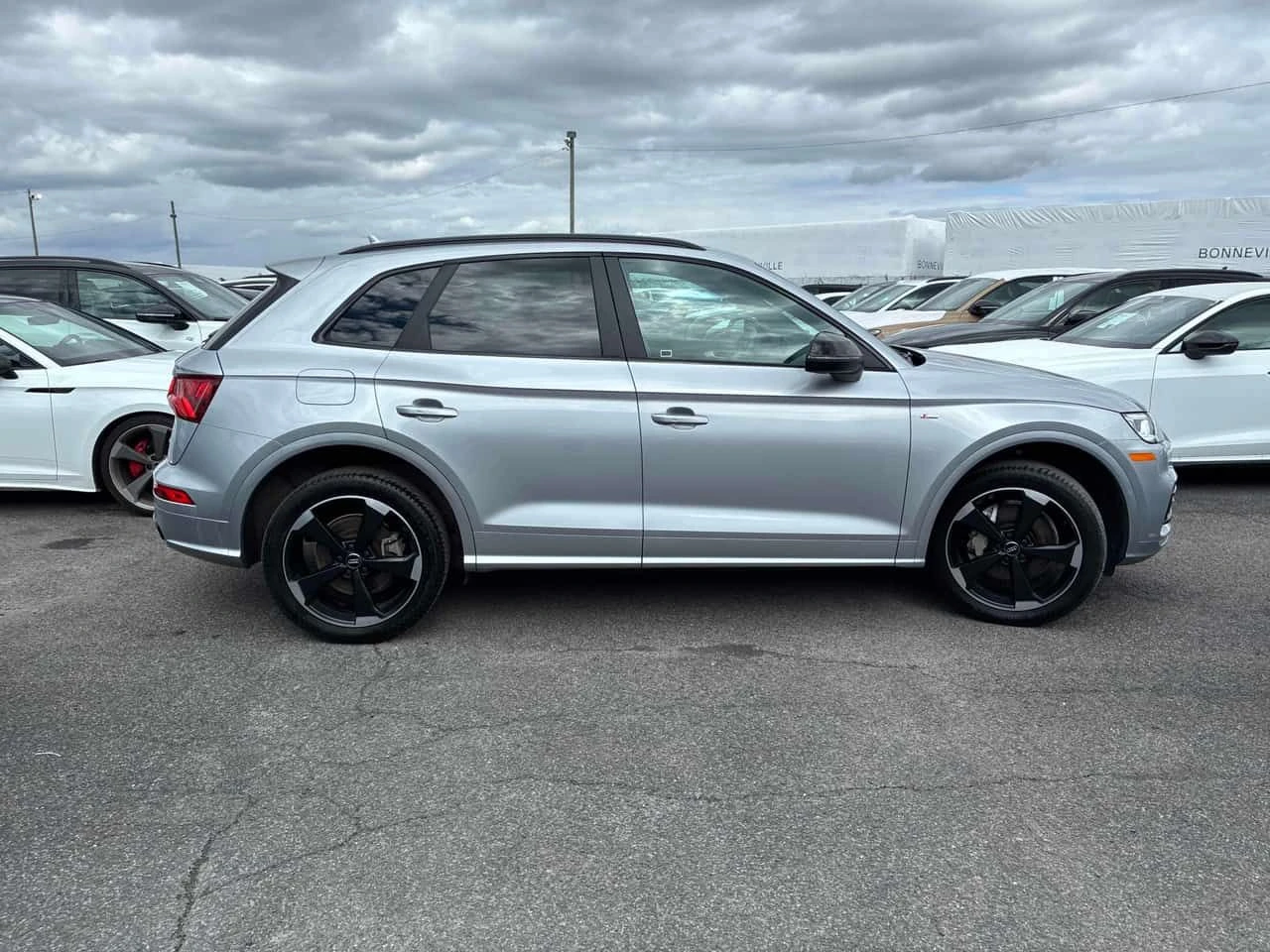 Audi Q5 PROGRESSIV S-LINE BLACK OPTIC* DISTRONIC* , снимка 3 - Автомобили и джипове - 54512011