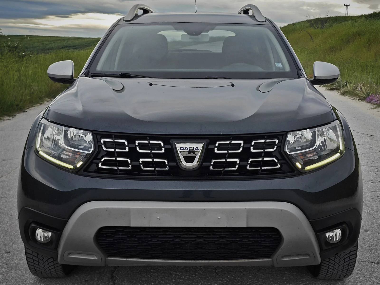 Dacia Duster 1.5dci* EVRO 6D* EXCLUSIVE* , снимка 3 - Автомобили и джипове - 54585747