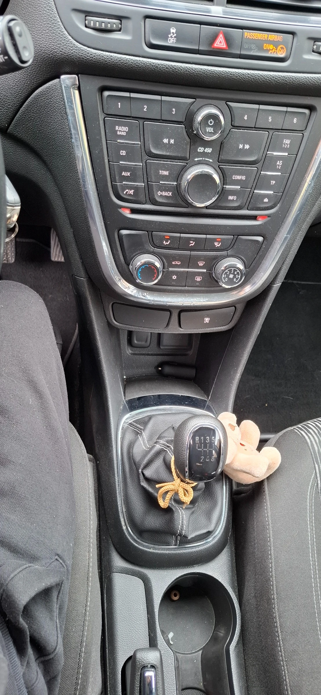 Opel Mokka, снимка 11 - Автомобили и джипове - 54658108