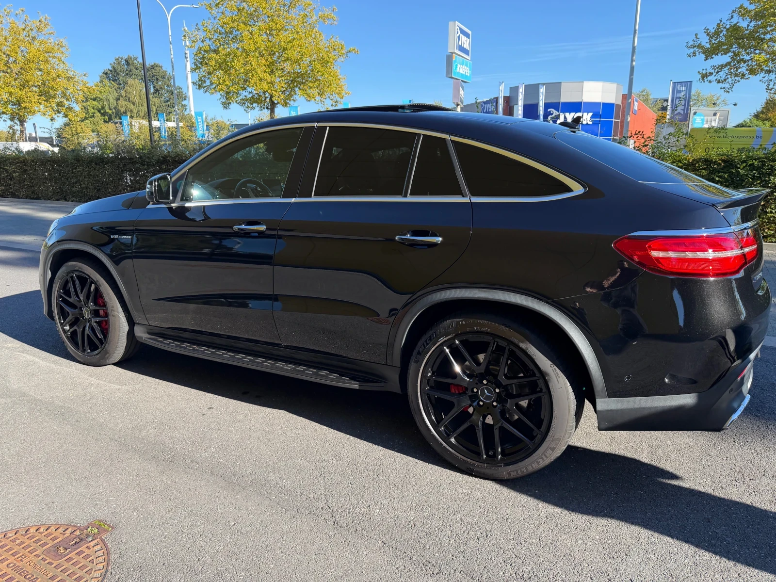 Mercedes-Benz GLE 63 S AMG 63S , снимка 7 - Автомобили и джипове - 55074818