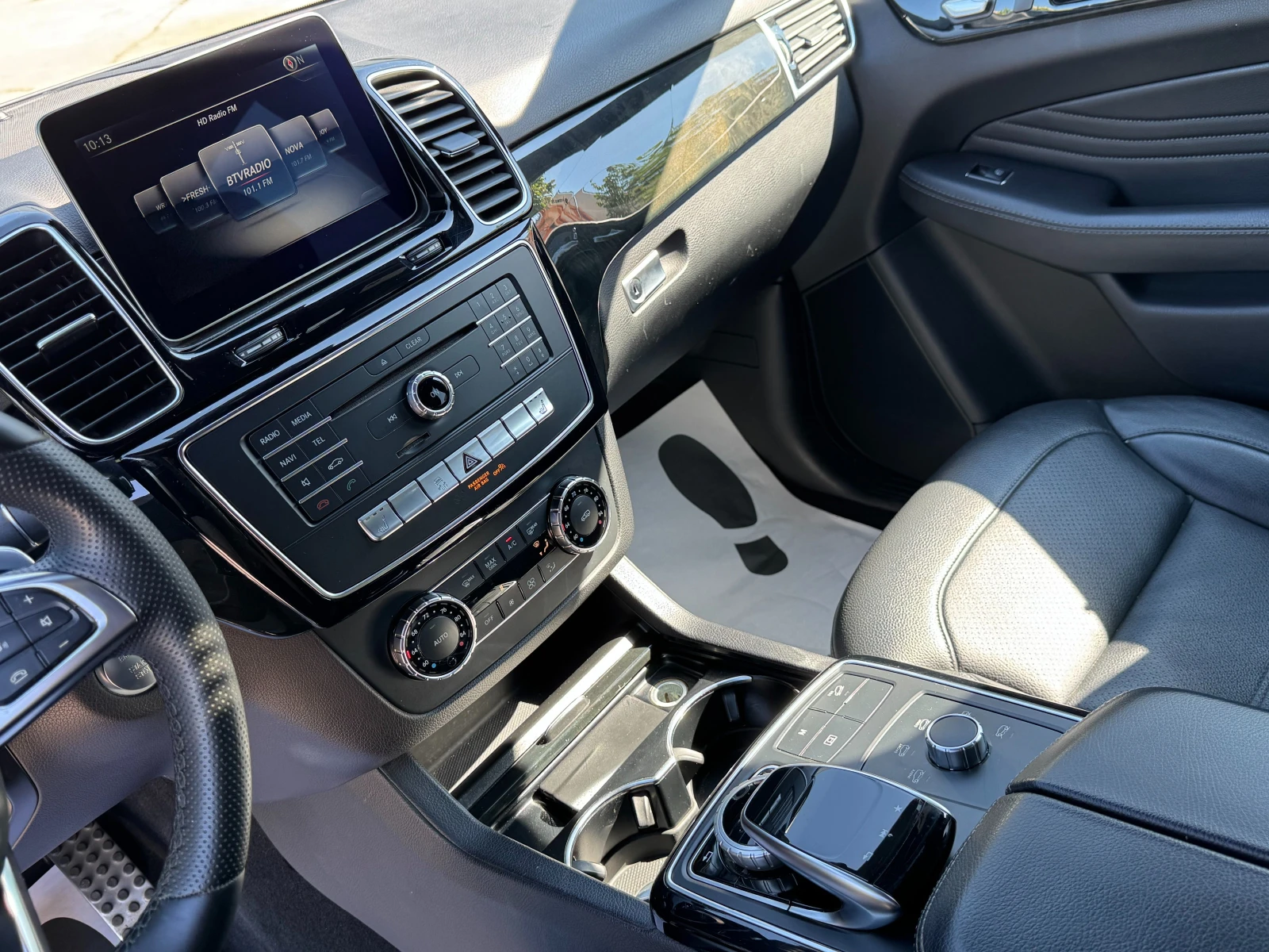 Mercedes-Benz GLE 350 3.5i 306 к.с./4matic, снимка 11 - Автомобили и джипове - 55298497