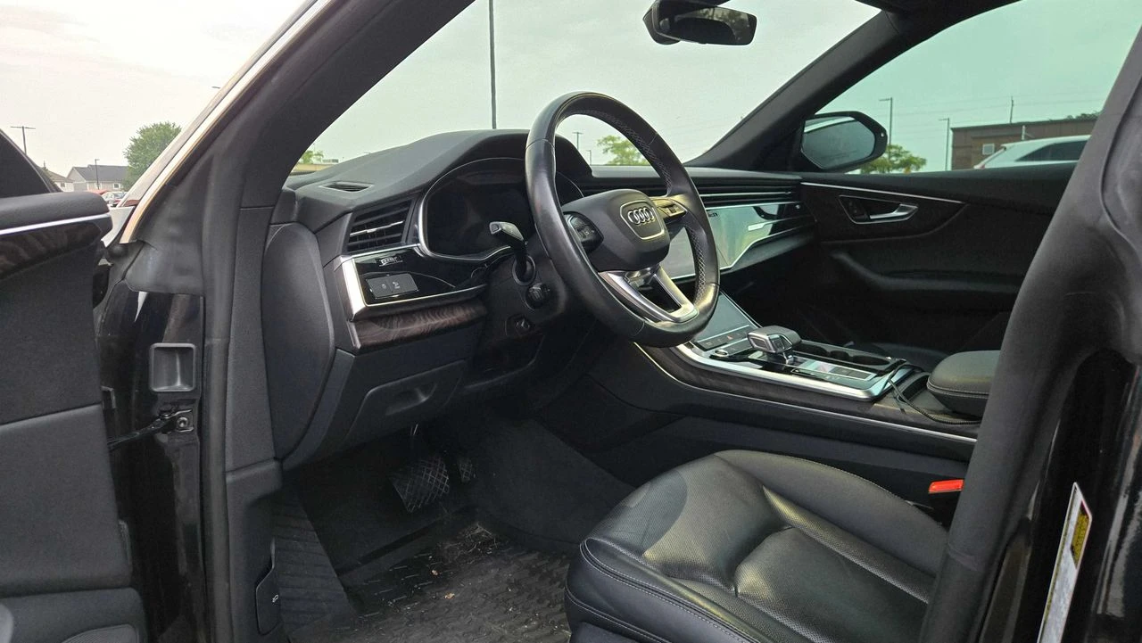 Audi Q8 Progressiv, снимка 5 - Автомобили и джипове - 55803549