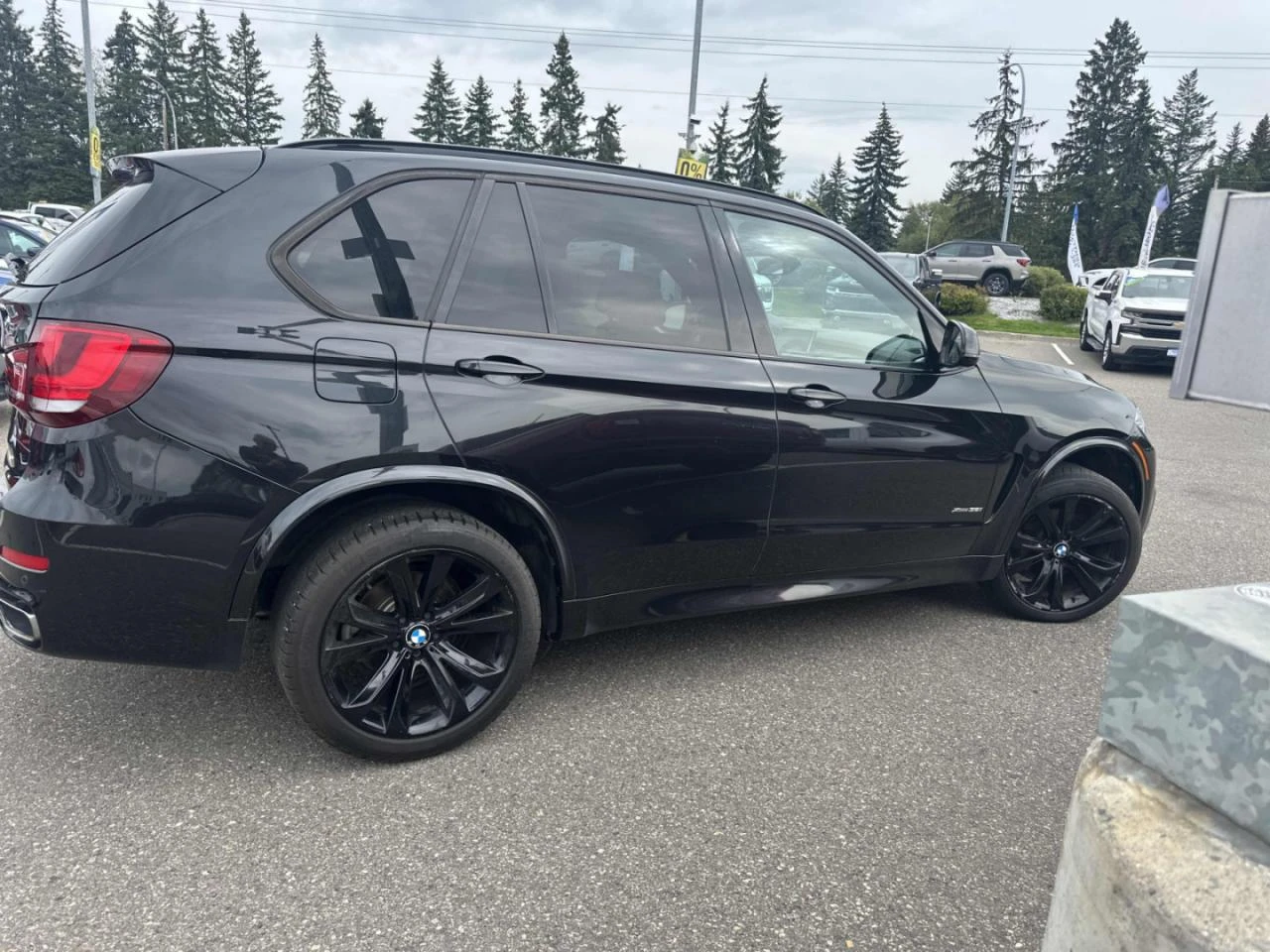BMW X5 M-pack* 360* Harman/Kardon* Вакуум, снимка 3 - Автомобили и джипове - 55945712