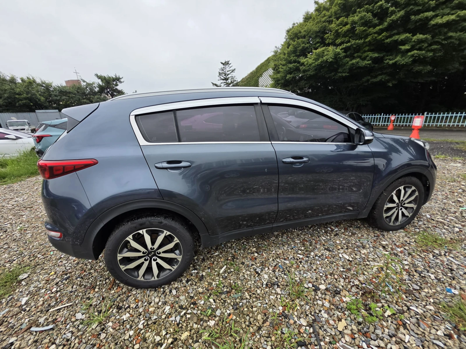 Kia Sportage 2.0CRDI / 4х4 / ОЧАКВАН ВНОС !!!, снимка 6 - Автомобили и джипове - 55952535