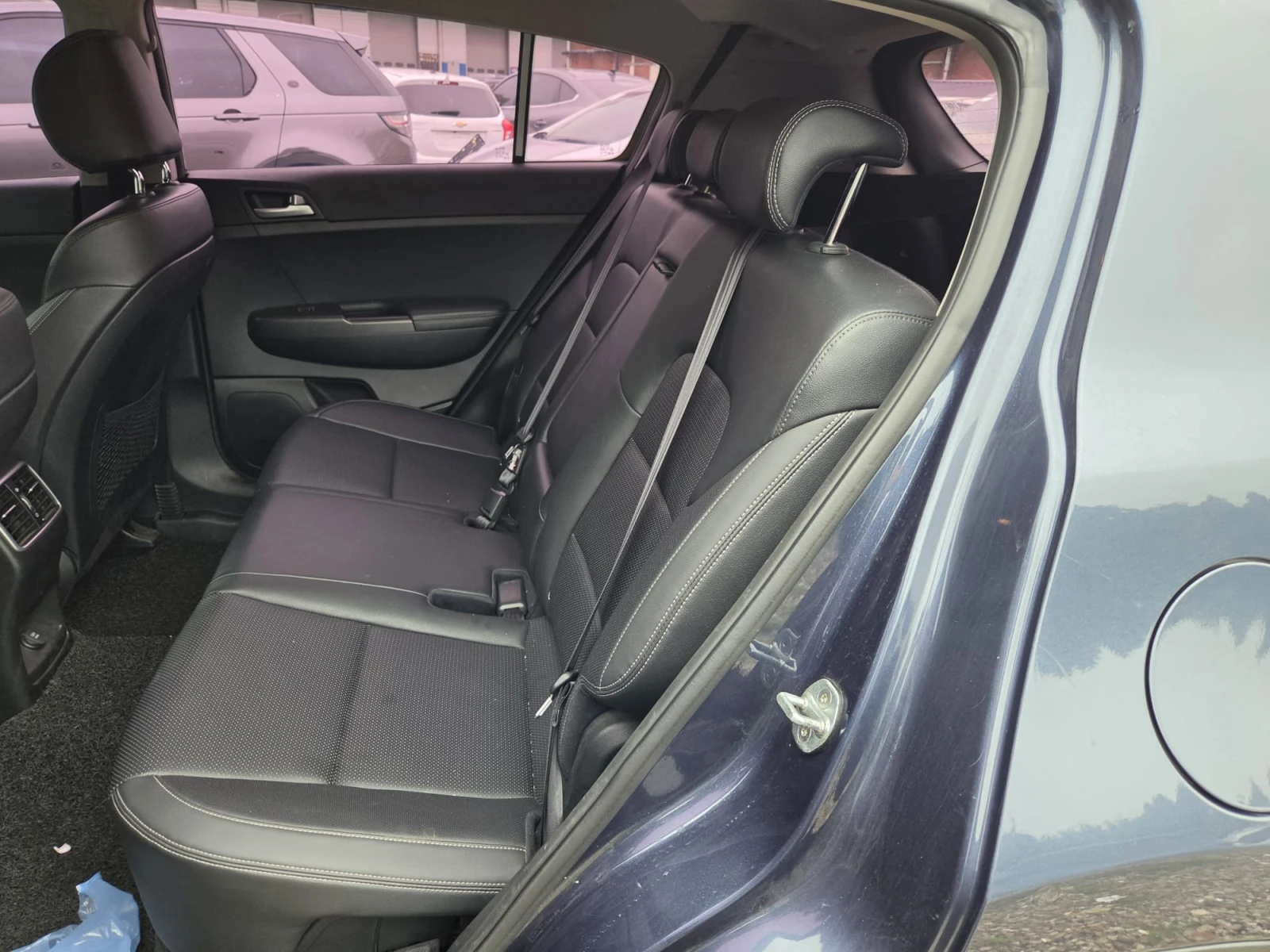 Kia Sportage 2.0CRDI / 4х4 / ОЧАКВАН ВНОС !!!, снимка 12 - Автомобили и джипове - 55952535