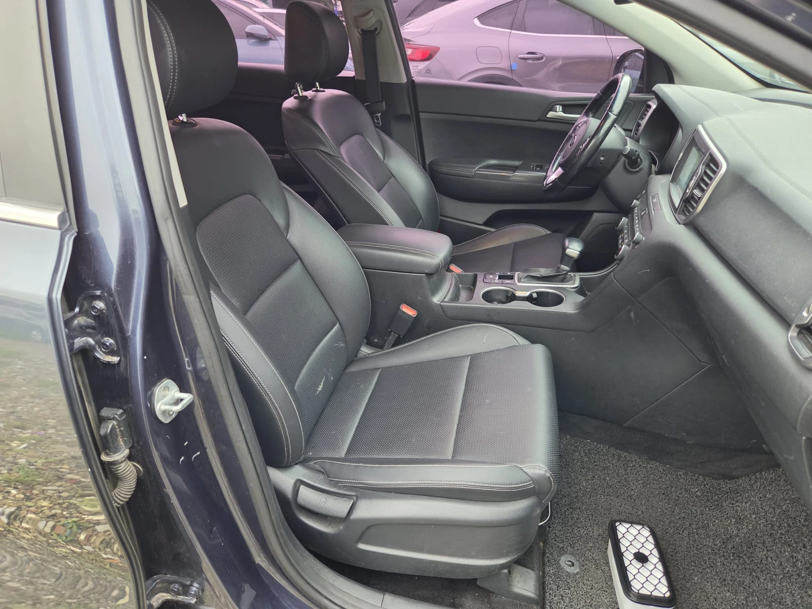 Kia Sportage 2.0CRDI / 4х4 / ОЧАКВАН ВНОС !!!, снимка 11 - Автомобили и джипове - 55952535