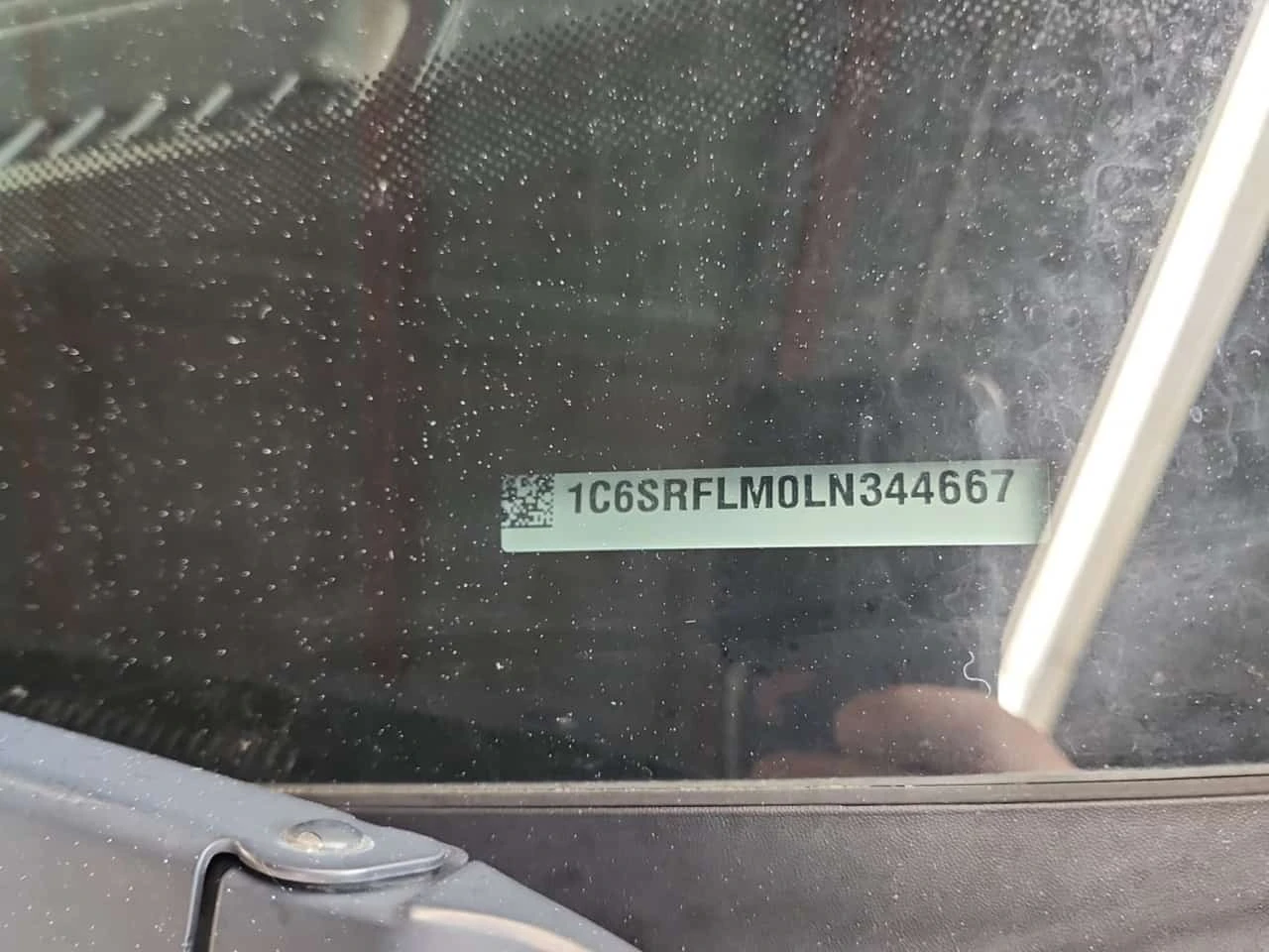 Dodge RAM 1500 REBEL CREW CAB SHORT BED/CARFAX/����������� | Mobile.bg � ����������� 17