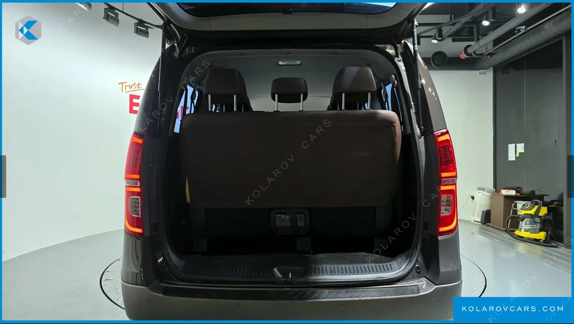 Hyundai Starex 4x4, снимка 17 - Бусове и автобуси - 55333410