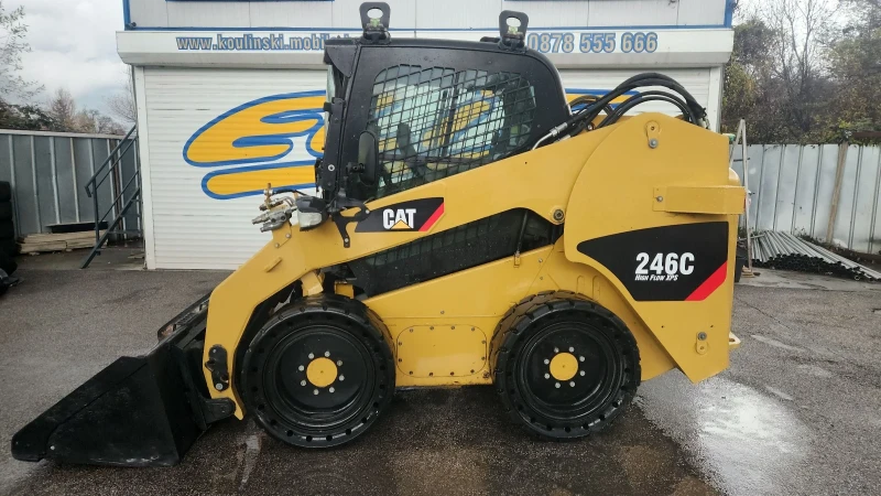 Мини челни товарачи Cat 246C HIGH FLOW КЛИМАТИК ПАРНО, снимка 3 - Индустриална техника - 52471601