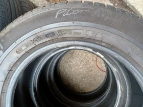 Гуми Зимни 235/55R17, снимка 4 - Гуми и джанти - 45649486