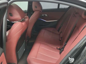 BMW 330 I XDRIVE| PANORAMA| ЧЕРВЕН САЛОН| AMBIENT| CARFAX, снимка 12