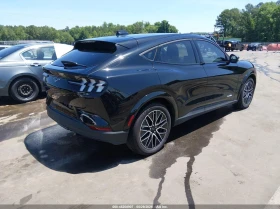 Ford Mustang Mach-E Premium, снимка 4